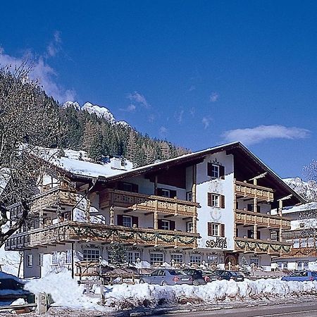 Hotel Garni Soreie Pozza di Fassa Bagian luar foto