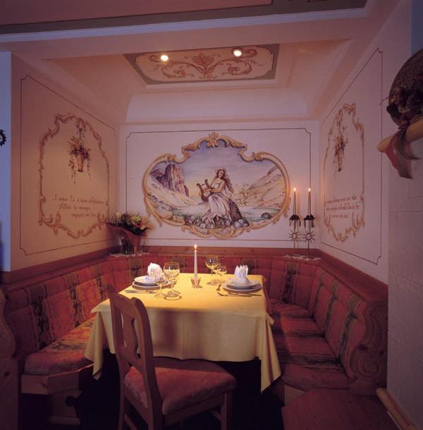 Hotel Garni Soreie Pozza di Fassa Bagian luar foto